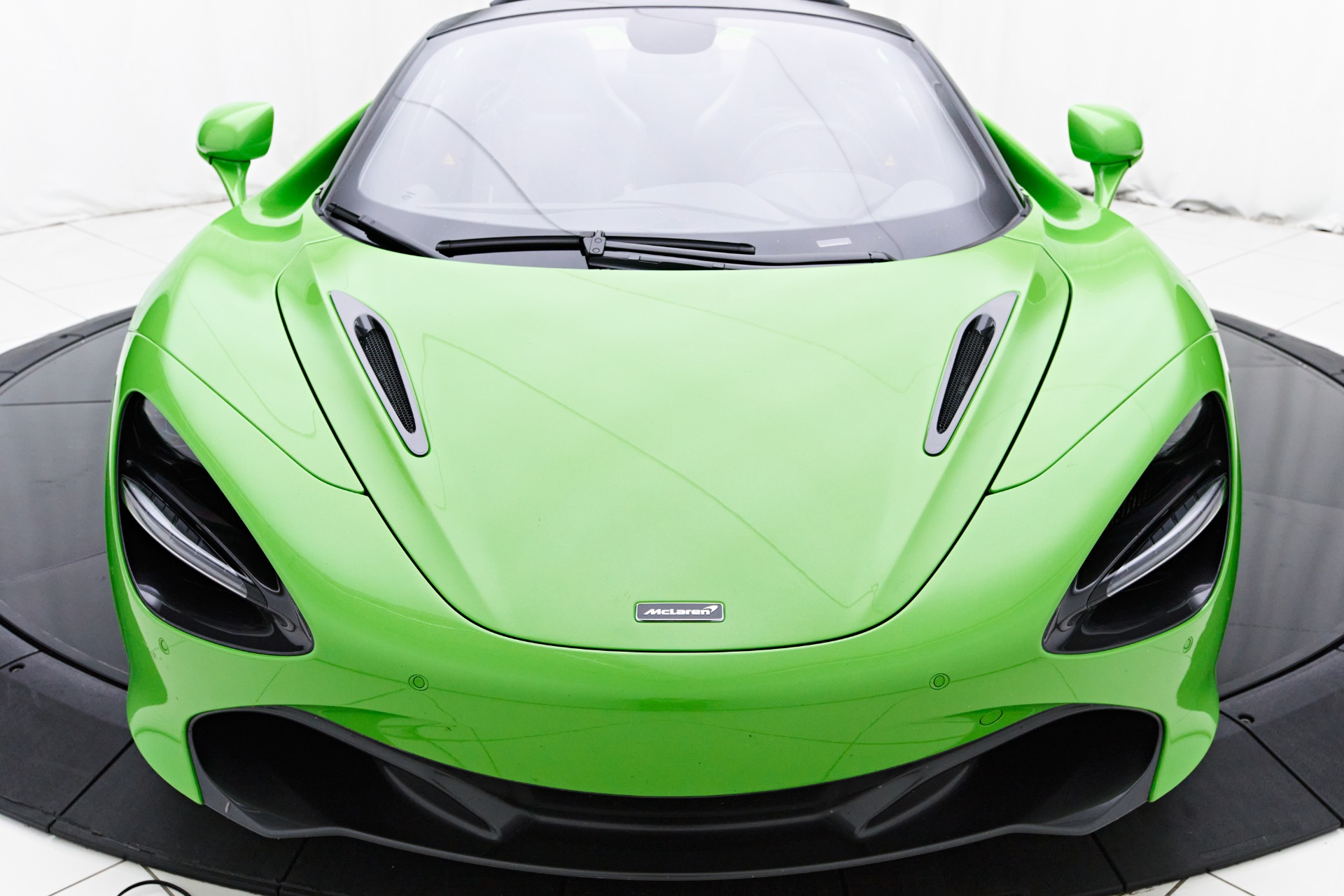Neon Green McClaren  Super sport cars, Super cars, Sports car