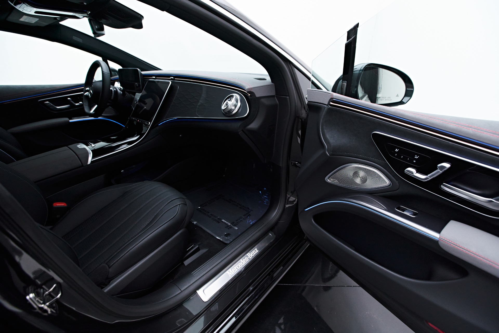 2022 Mercedes-Benz EQS Interior Details