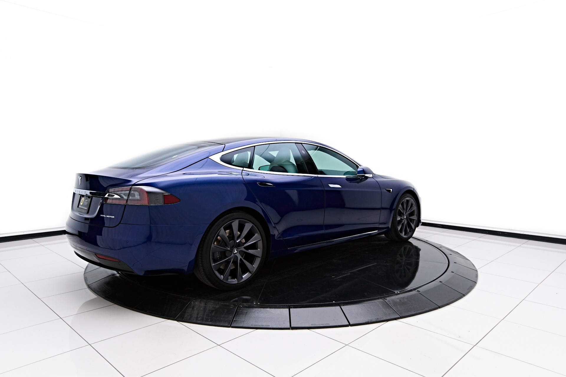 2020 tesla online model s blue