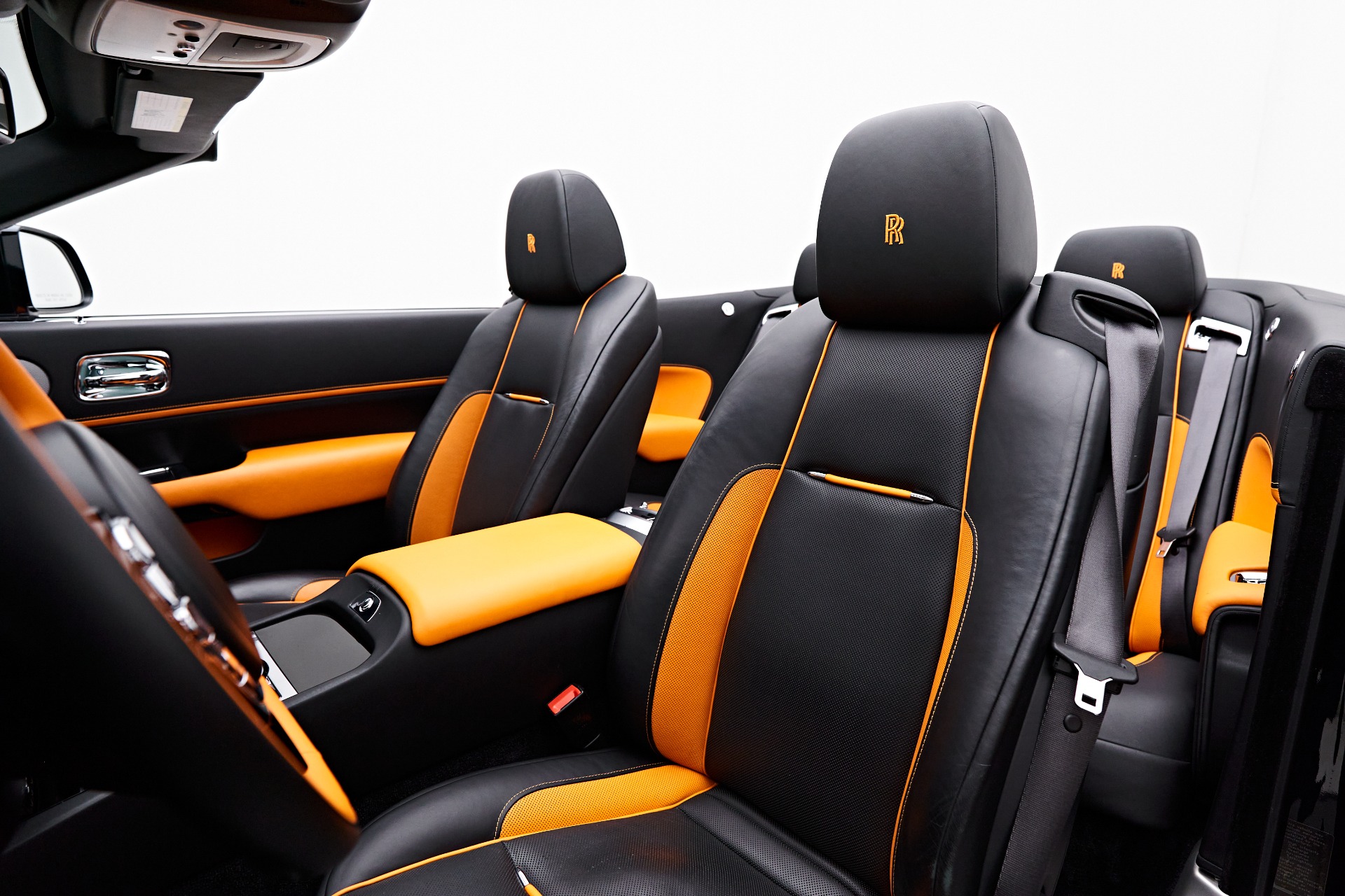 Black Hatchback Ultra Comfort Car Seat Cover at Rs 15000/set in