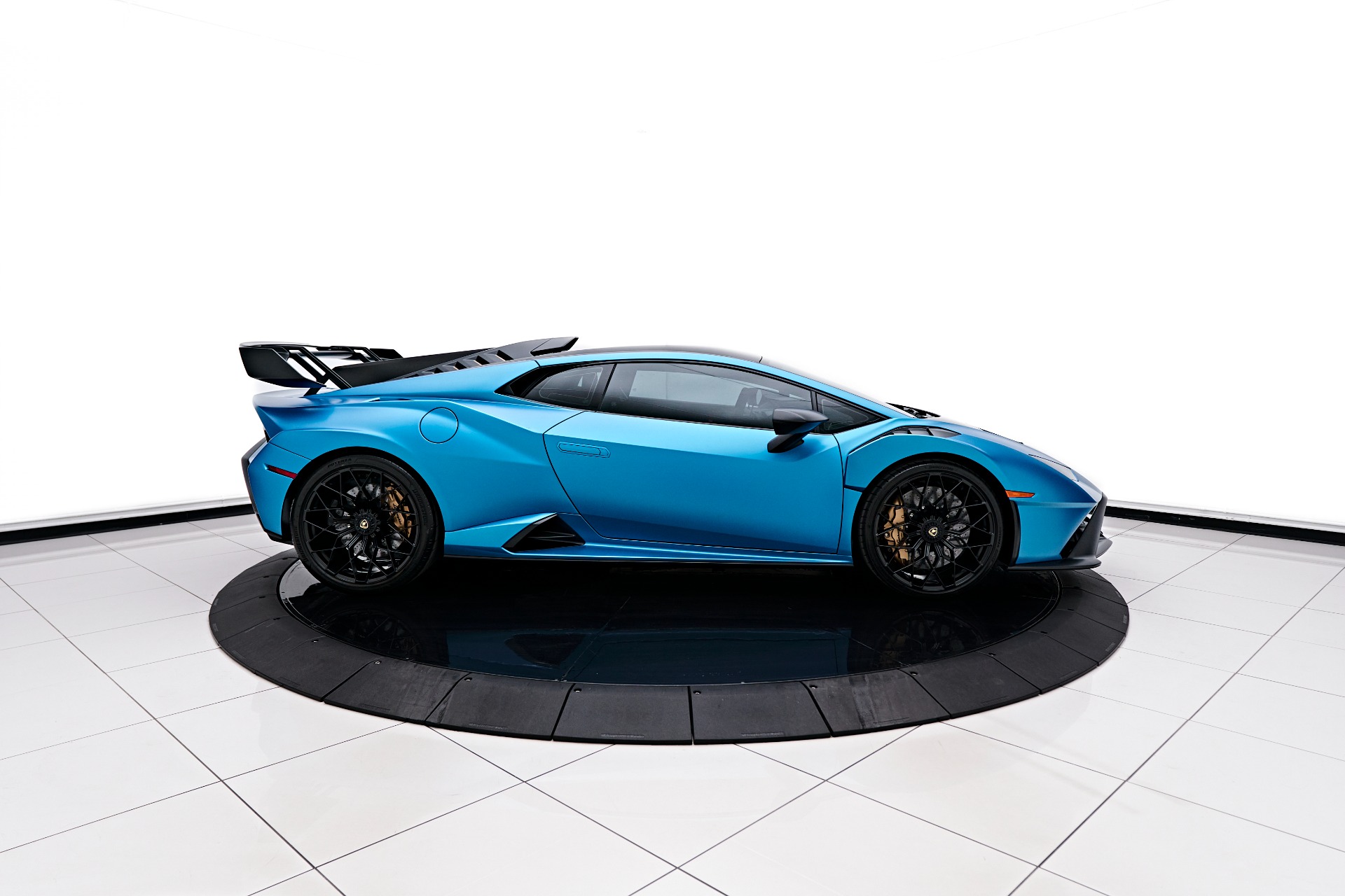 Used 2022 Lamborghini Huracan STO for Sale