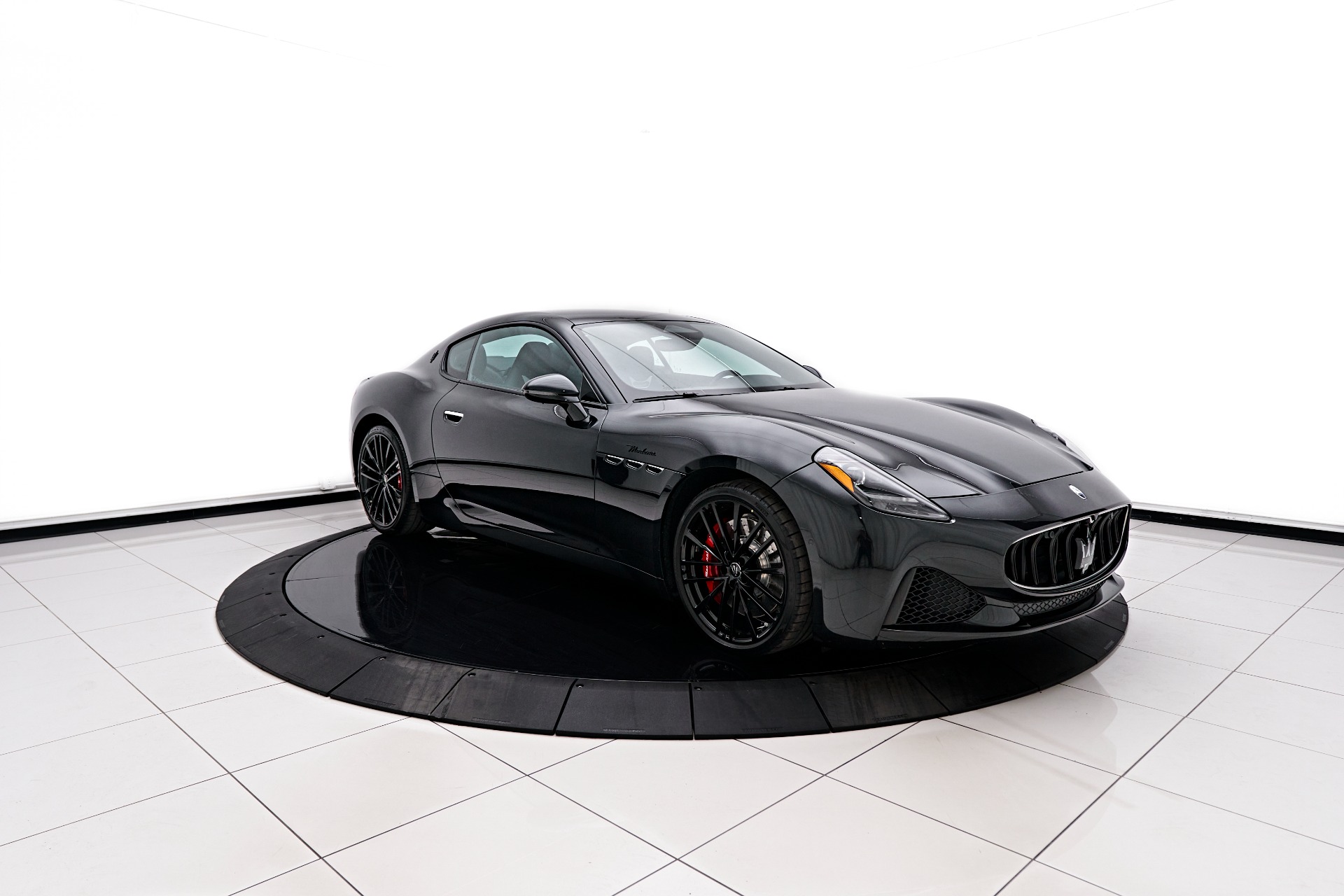 MASERATI GRANTURISMO 2018 jogo online no