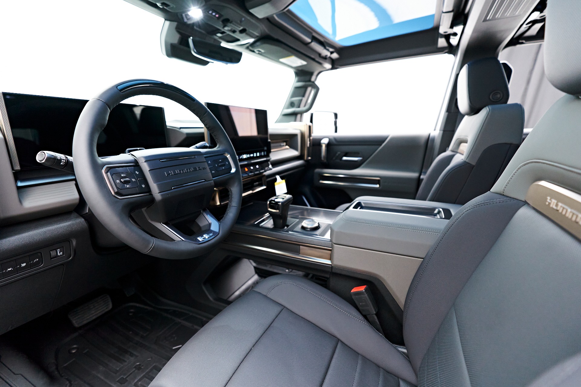 2021 hummer store ev interior